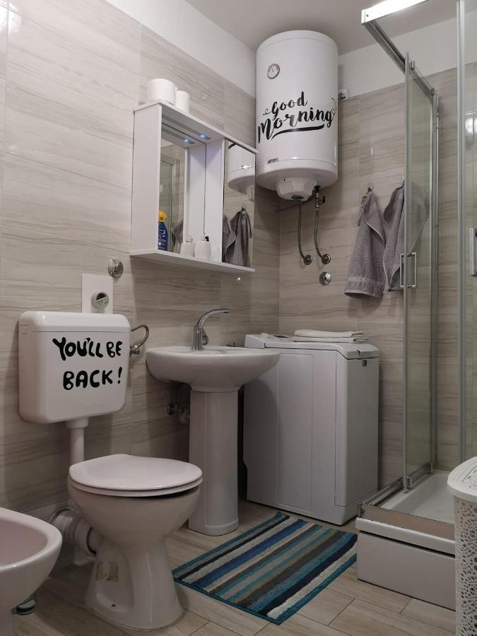 Teta Neda Apartman Omiš Kültér fotó